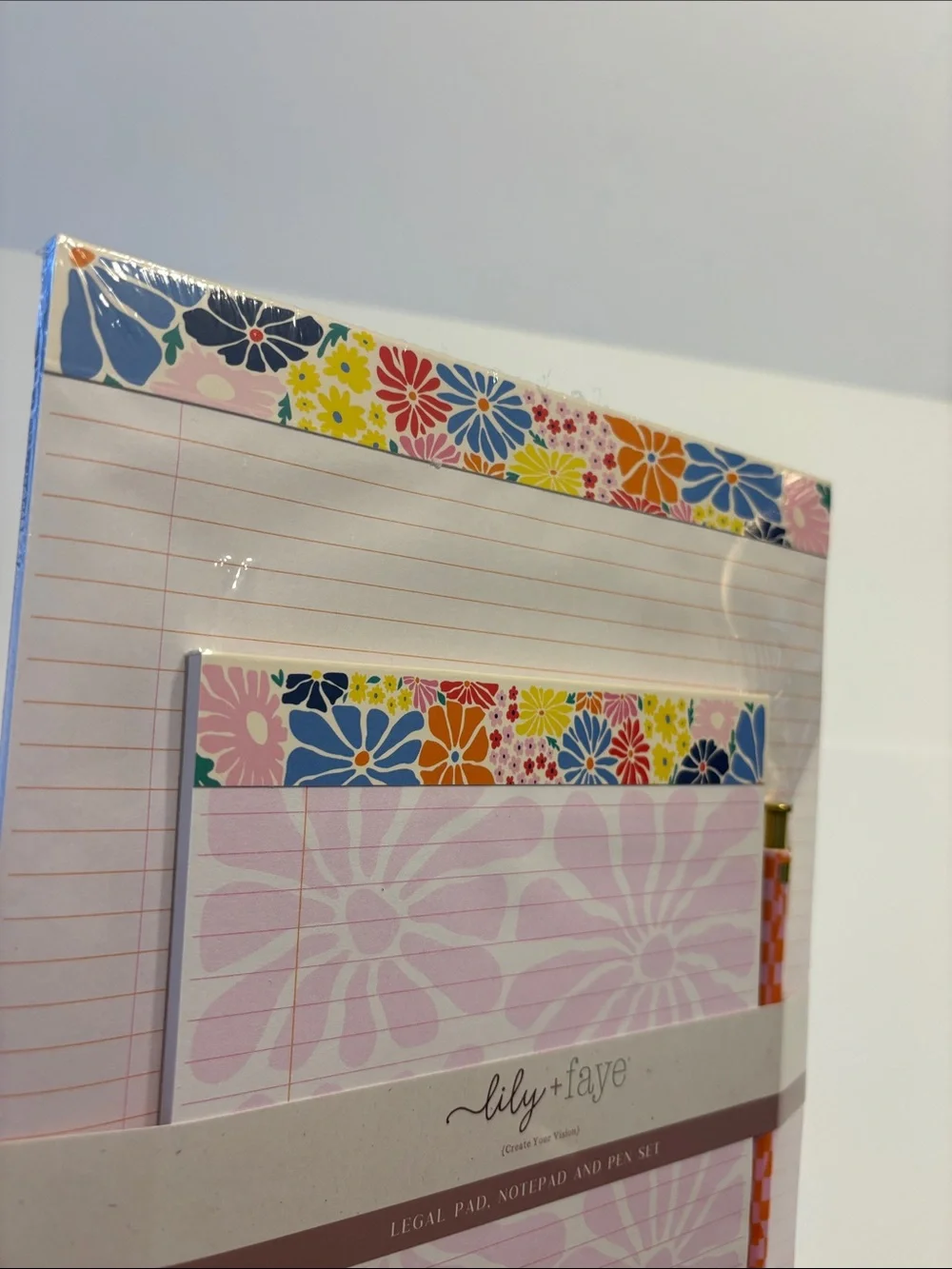 Lily + Faye Legal Pad Notepad and Pen Set